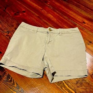 Faded glory khaki short shorts